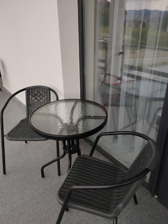 Перлина Карпат Apartment Skhidnytsia Ngoại thất bức ảnh