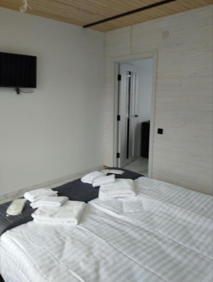 Перлина Карпат Apartment Skhidnytsia Ngoại thất bức ảnh